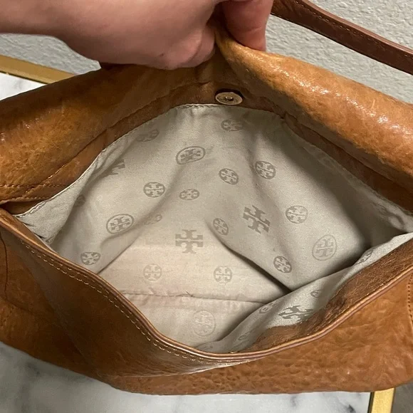 Tory Burch Shoulder Bag - Picture 11 of 13